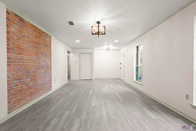 $395,000 | 9556 Fairway Drive, Denham Springs, LA 70726