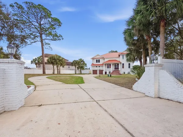 $1,697,800 | 431 Atwater Court, Mary Esther, FL 32569