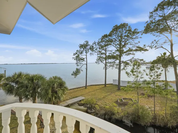 $1,697,800 | 431 Atwater Court, Mary Esther, FL 32569