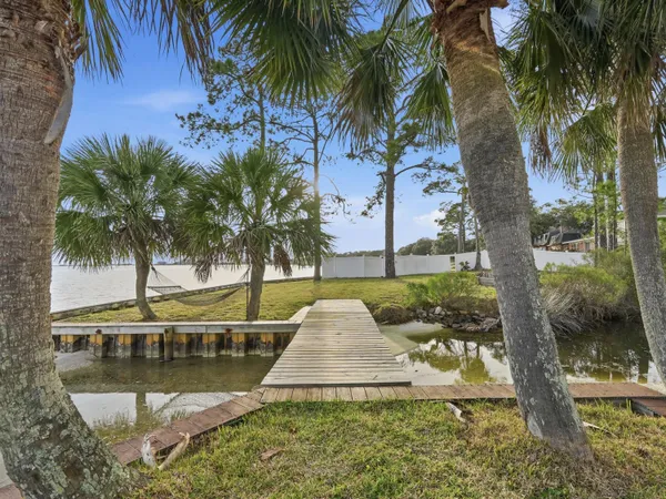 $1,697,800 | 431 Atwater Court, Mary Esther, FL 32569
