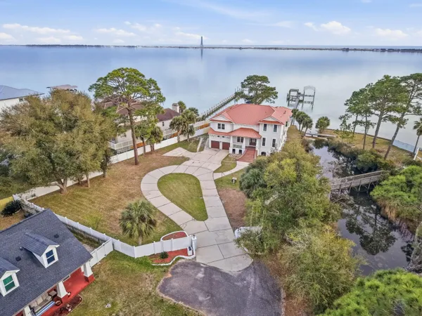 $1,697,800 | 431 Atwater Court, Mary Esther, FL 32569