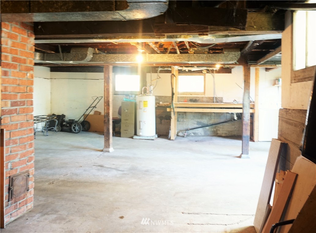 12304 Military Road South Burien, WA 98168 - Photo 19 of 25 Gallery Image 19