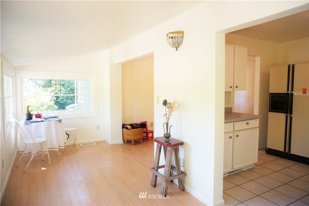 12304 Military Road South Burien, WA 98168 - Photo 9 of 25 Gallery Image 9