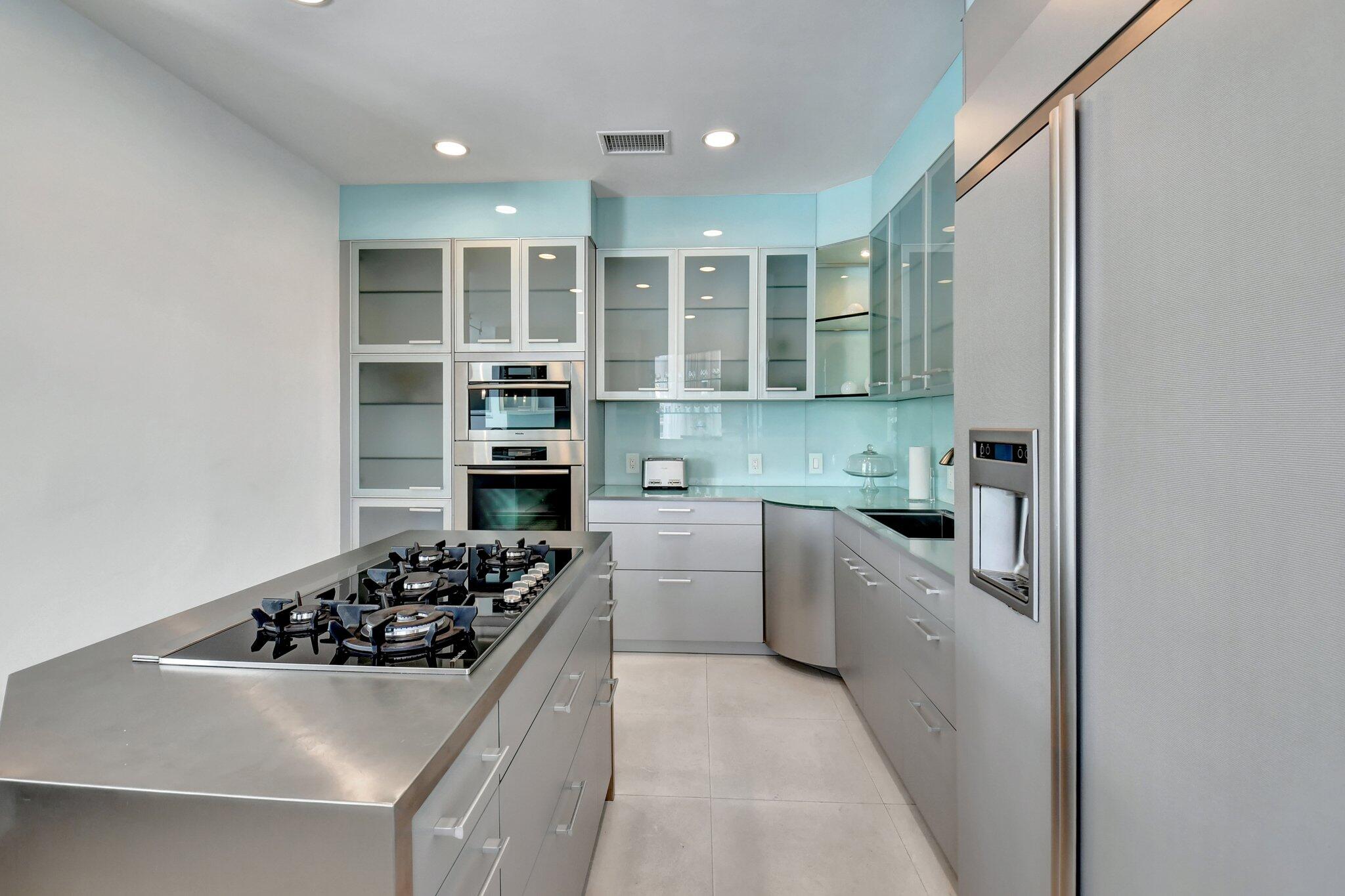 7208 Valencia Drive Boca Raton, FL 33433 - Photo 15 of 73 53-web-or-mls-DSC_5224