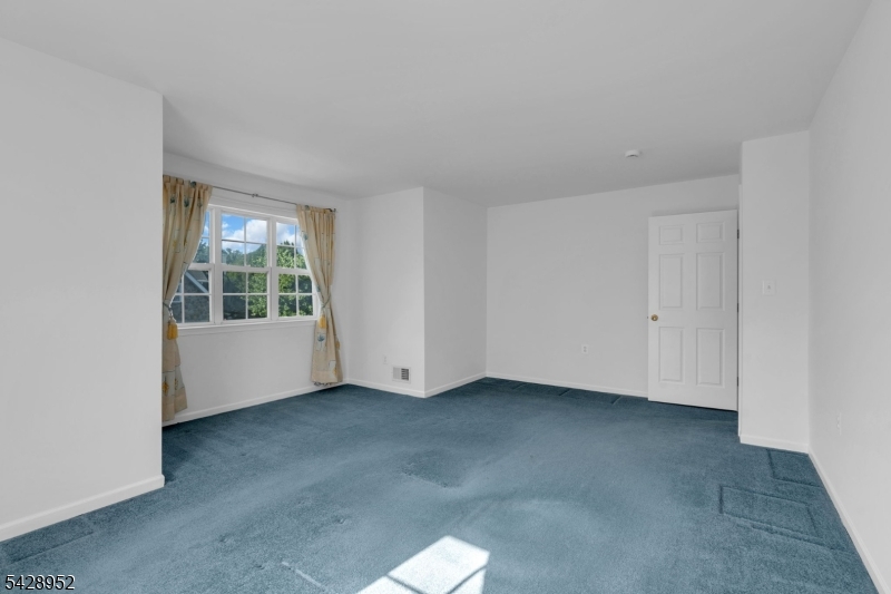 4 Leigh Road Hillsborough, NJ 08844 - Photo 28 of 50