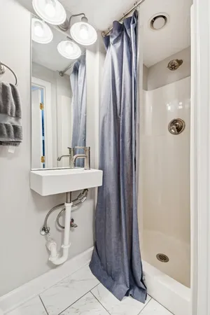 $450,000 | 6521 B Premier Drive, Nashville, TN 37209