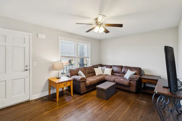 $450,000 | 6521 B Premier Drive, Nashville, TN 37209