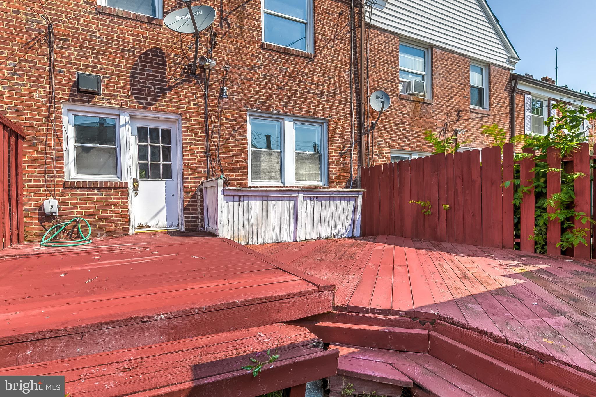 1655 Shadyside Road Baltimore, MD 21218 - Photo 29 of 30 Deck