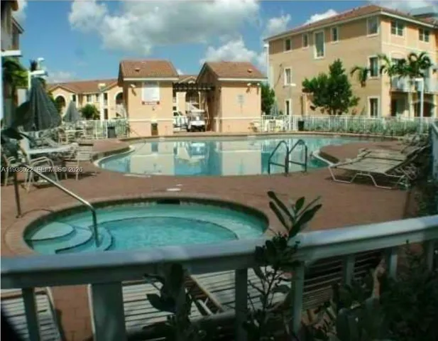$2,650 | 7200 Northwest 177th Street, Unit 1067, Hialeah, FL 33015