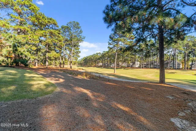$925,000 | 140 Cochrane Castle Circle, Pinehurst, NC 28374