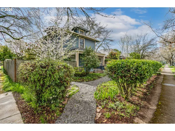 $710,000 | 710 West 11th Avenue, Eugene, OR 97402