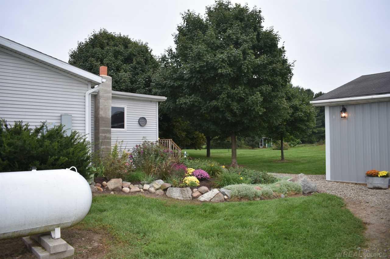 4370 Applegate Road Applegate, MI 48401 - Photo 31 of 33