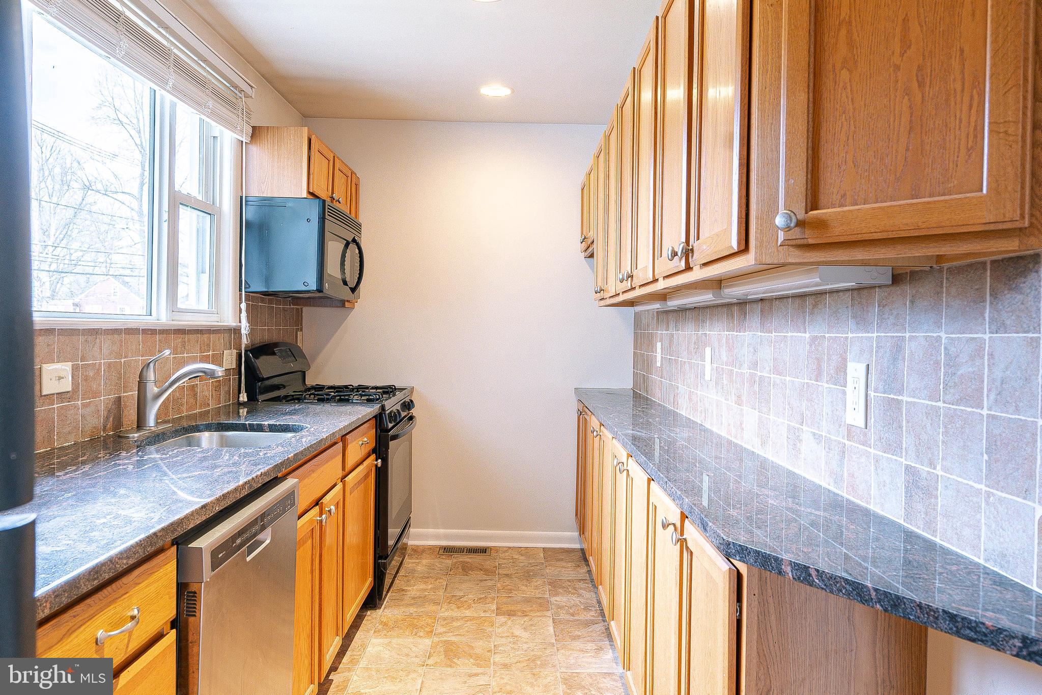 41 Potter Street Haddonfield, NJ 08033 - Photo 4 of 20