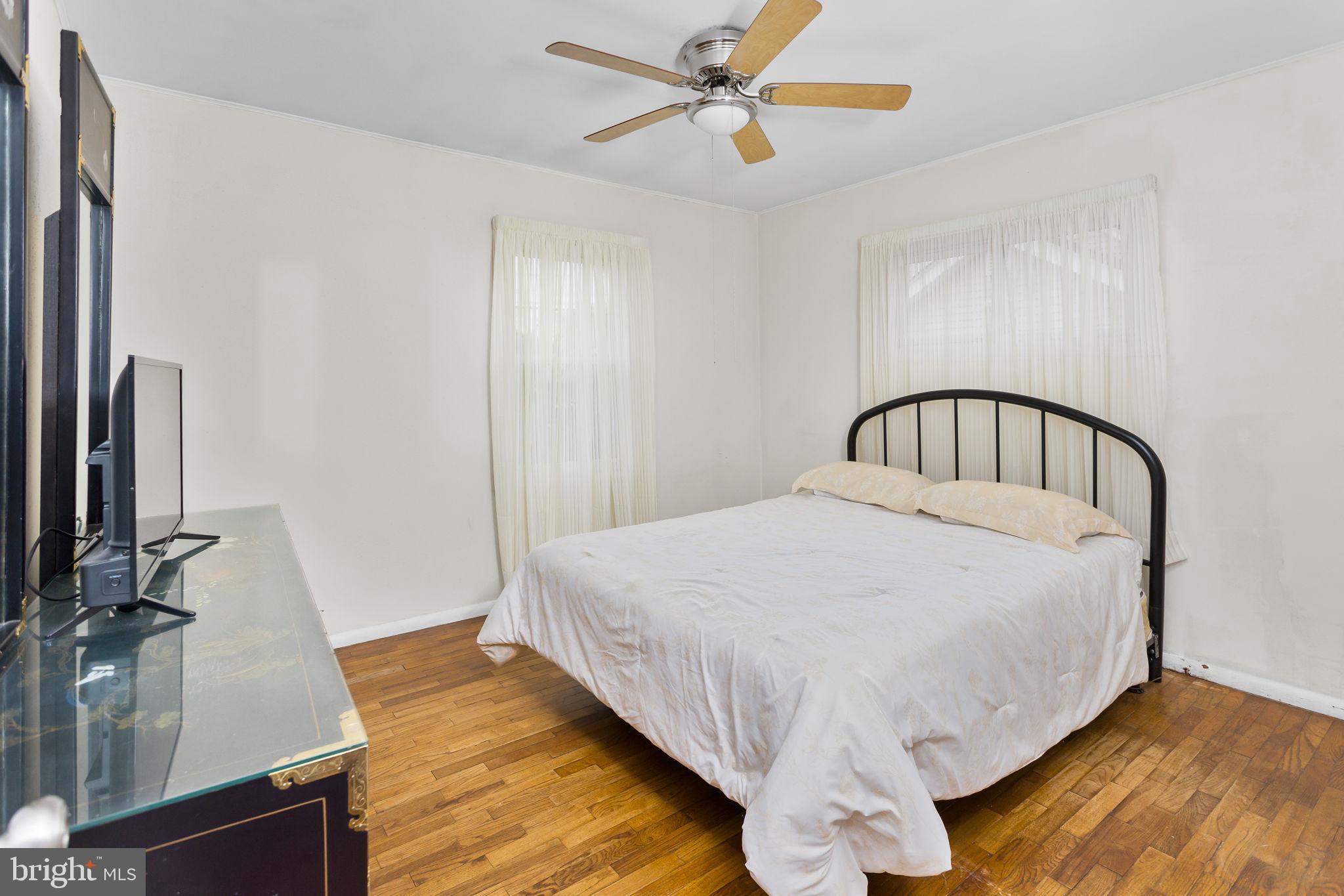 227 Jeremiah Avenue Hamilton, NJ 08610 - Photo 15 of 31 MASTER BEDROOM