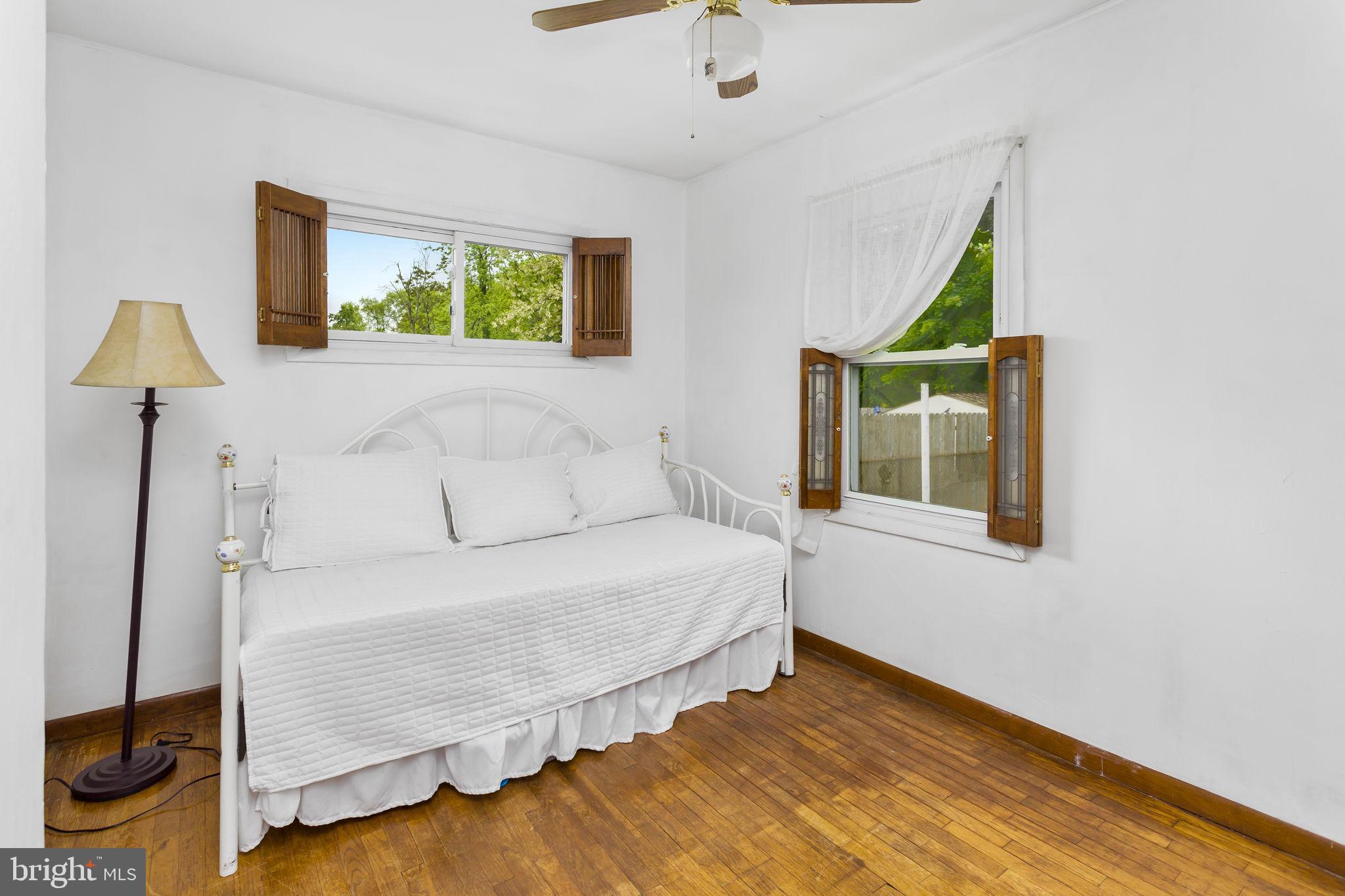 227 Jeremiah Avenue Hamilton, NJ 08610 - Photo 18 of 31 2ND BEDROOM