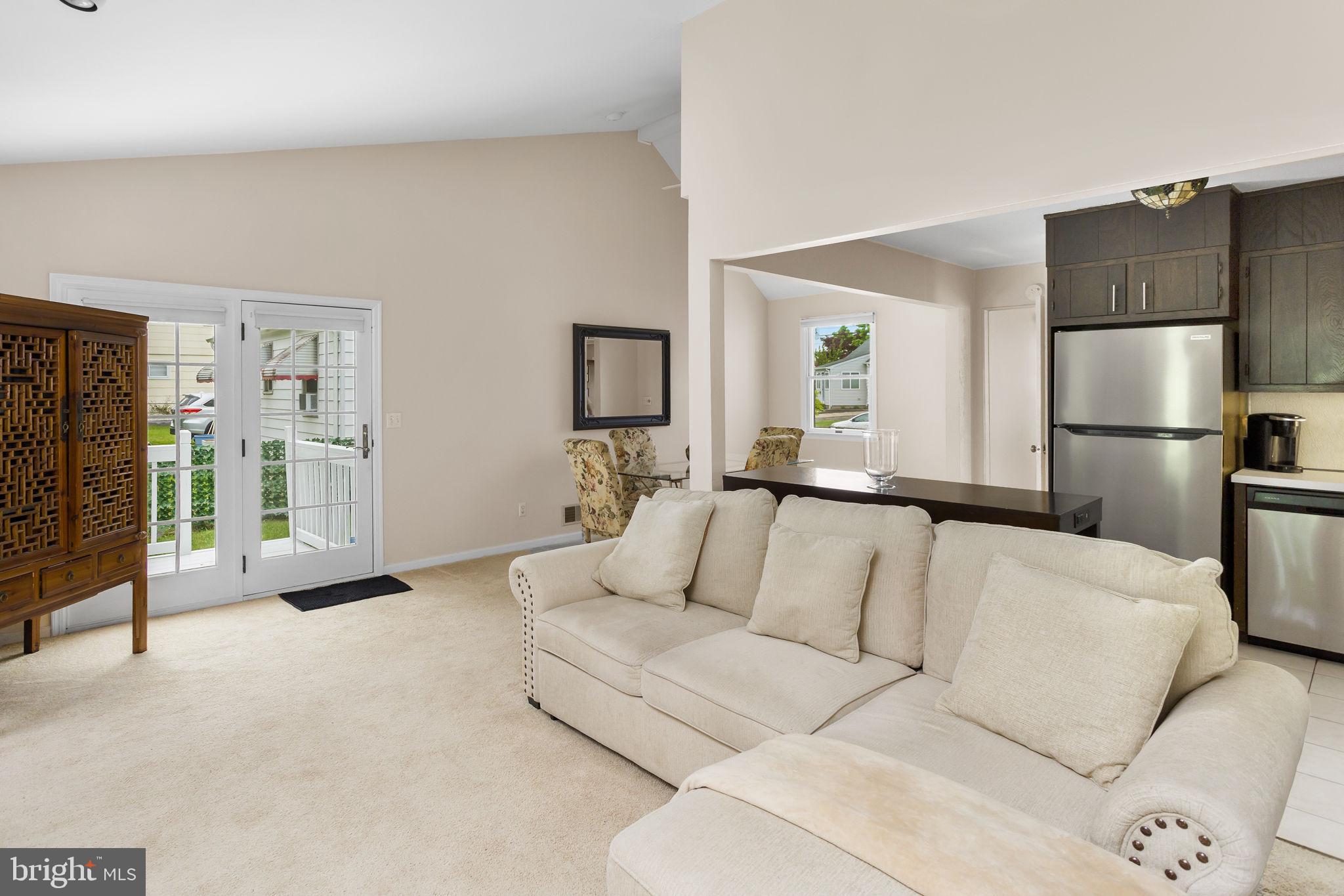 227 Jeremiah Avenue Hamilton, NJ 08610 - Photo 9 of 31 FAMILY ROOM