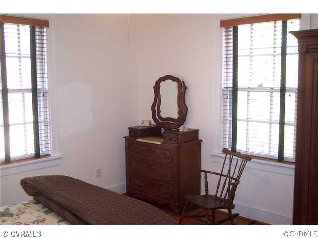 10449 Cherokee Road Richmond, VA 23235 - Photo 15 of 24 Bedroom - 2nd Bedroom