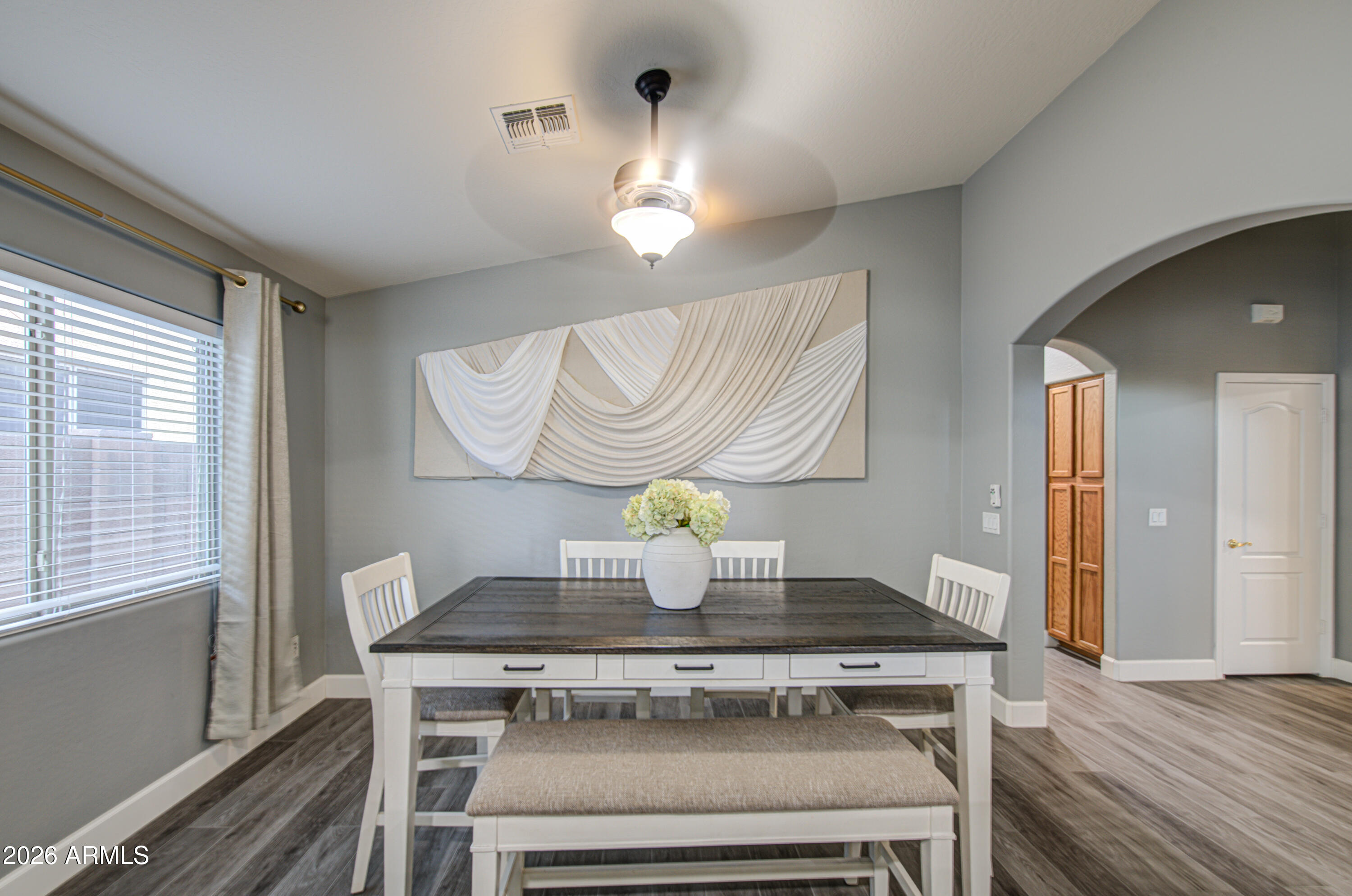 9130 West Riverside Avenue Tolleson, AZ 85353 - Photo 7 of 31 Dining Room 1