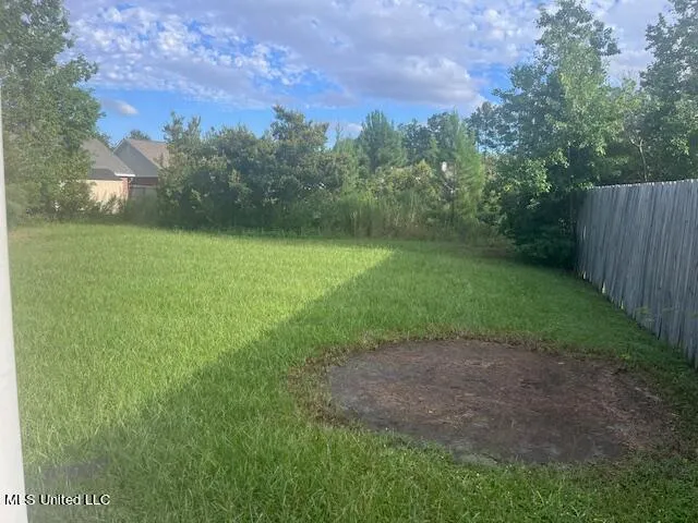 $1,395 | 14557 Indian Trails Circle, D'Iberville, MS 39540