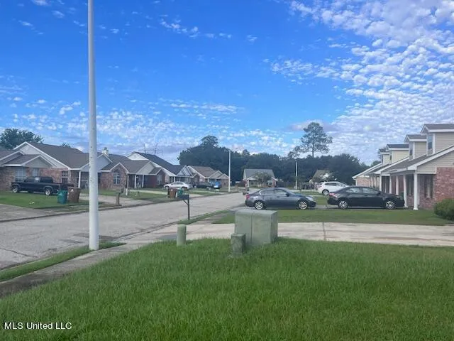 $1,395 | 14557 Indian Trails Circle, D'Iberville, MS 39540