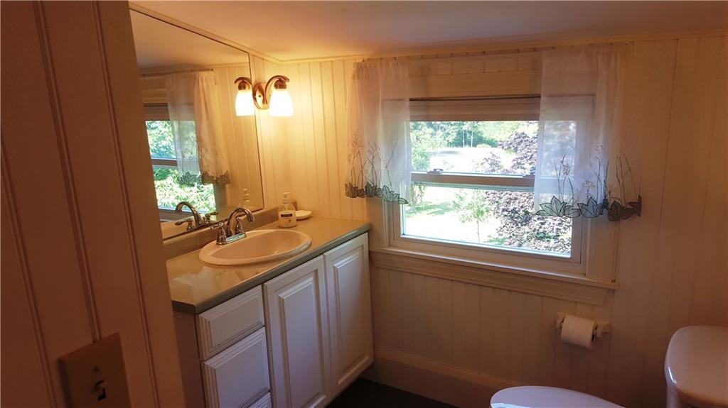 13 Murray Hill Road Boothbay, ME 04544 - Photo 17 of 24 upstairs vanity
