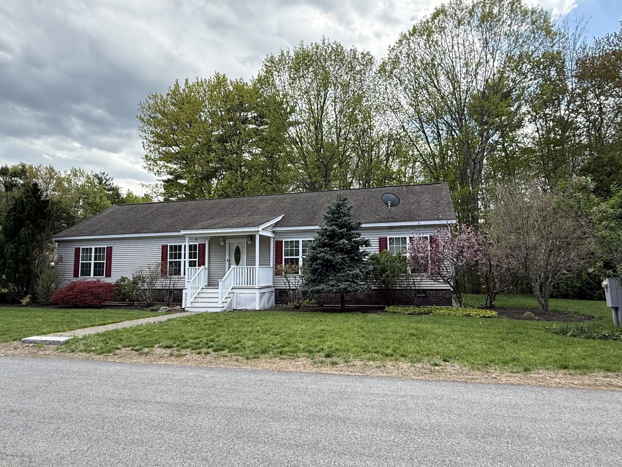 65 Sagebrush Drive Rochester, NH 03867 - Photo 8 of 33