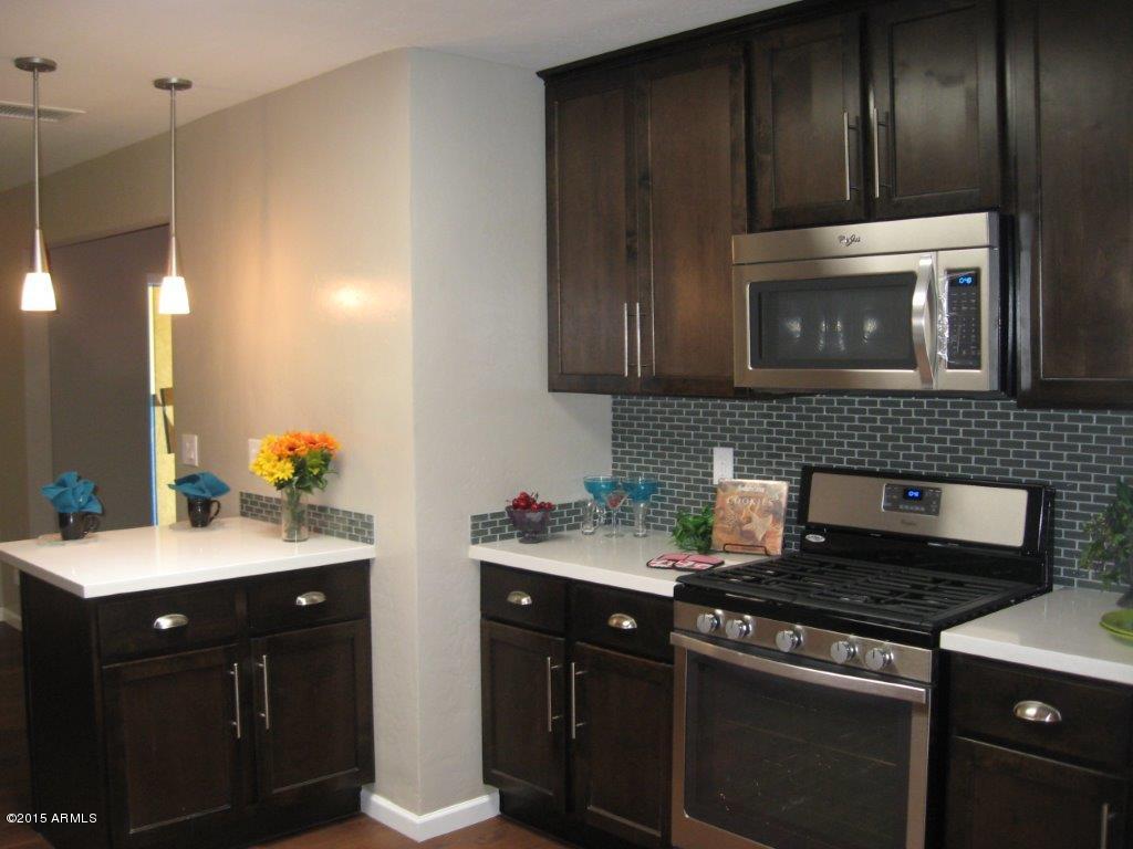 1142 East Lawrence Road Phoenix, AZ 85014 - Photo 1 of 30 Kitchen
