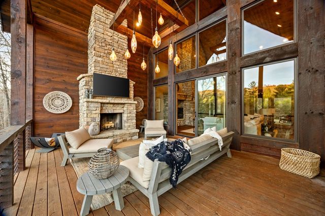 $3,300,000 | 450 Miracle Lane, Blue Ridge, GA 30513