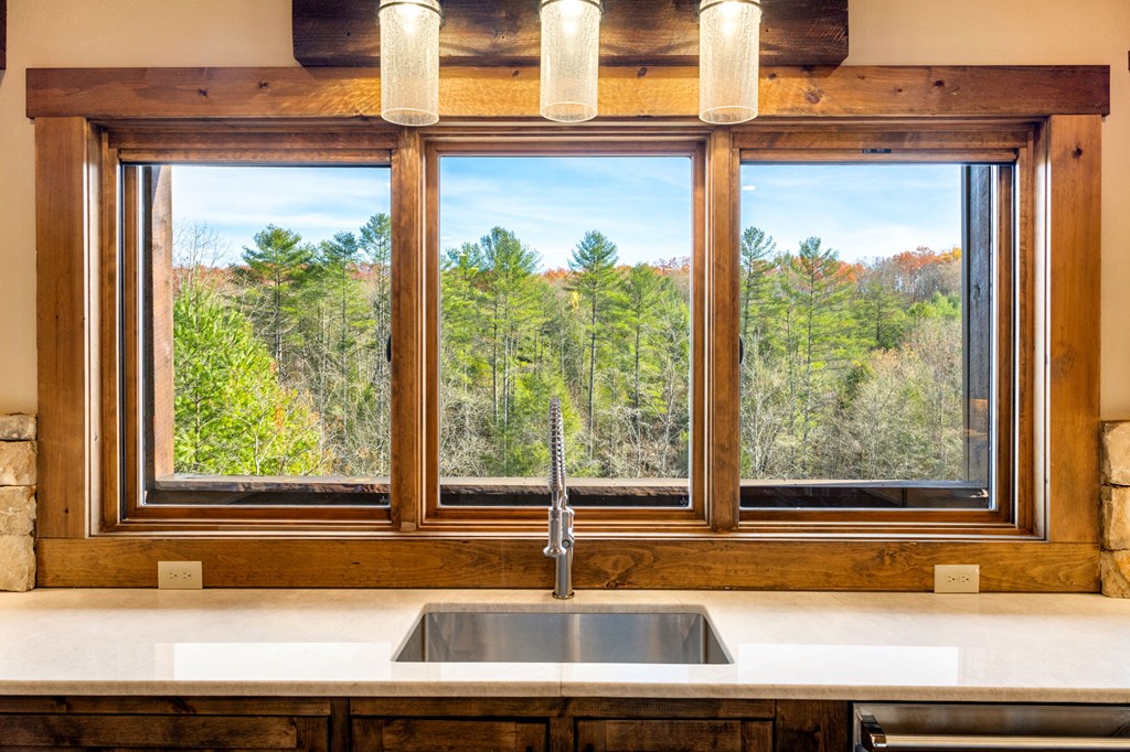 450 Miracle Lane Blue Ridge, GA 30513 - Photo 25 of 91