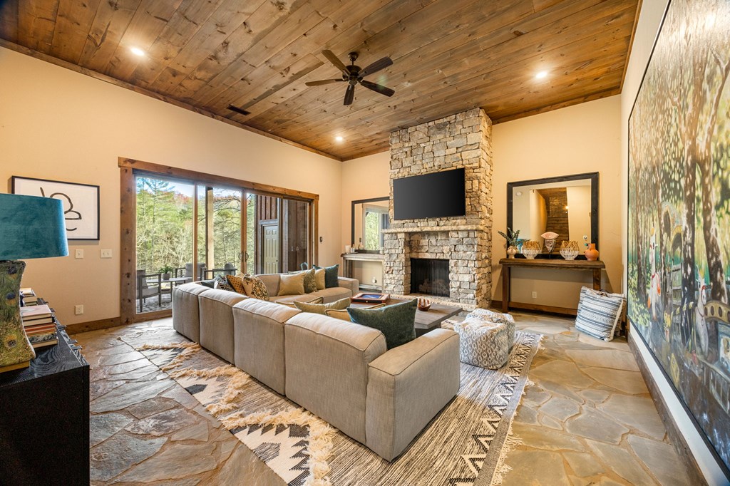 450 Miracle Lane Blue Ridge, GA 30513 - Photo 28 of 91