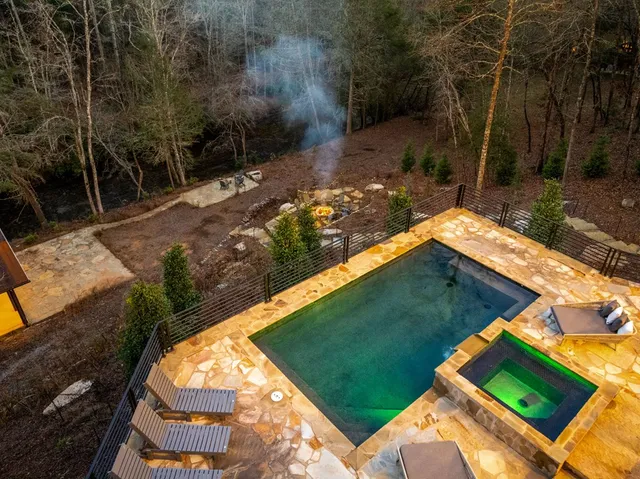 $3,300,000 | 450 Miracle Lane, Blue Ridge, GA 30513