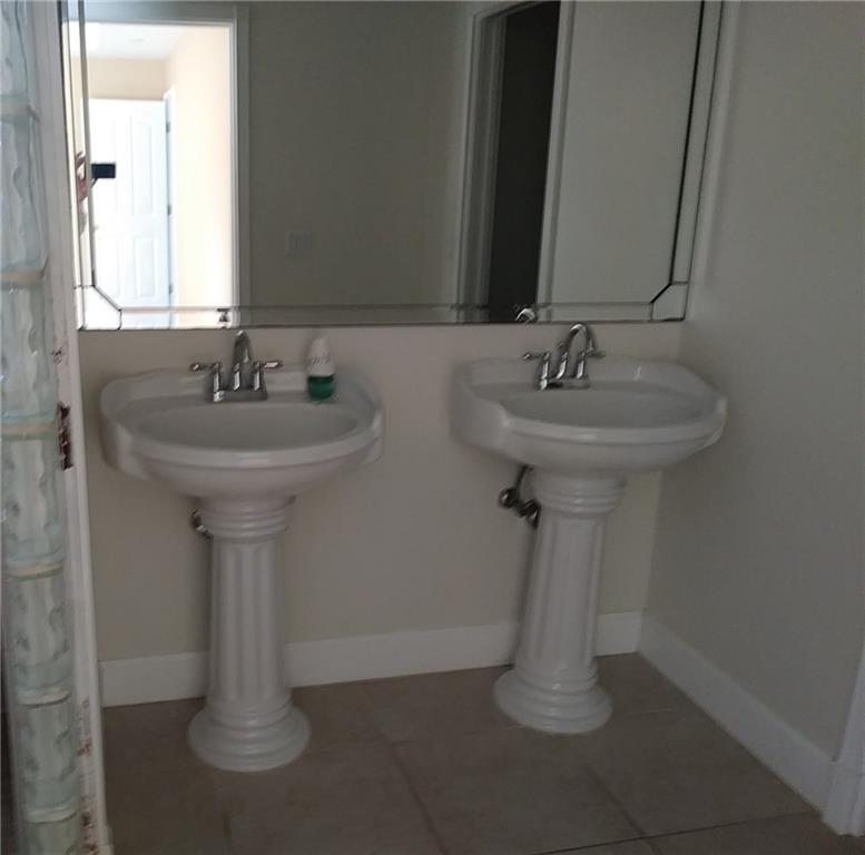 635 Holly Road Vero Beach, FL 32963 - Photo 13 of 17 Gallery Image 13