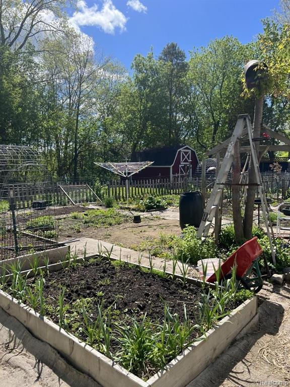 1802 Smith Road Lapeer, MI 48446 - Photo 10 of 12