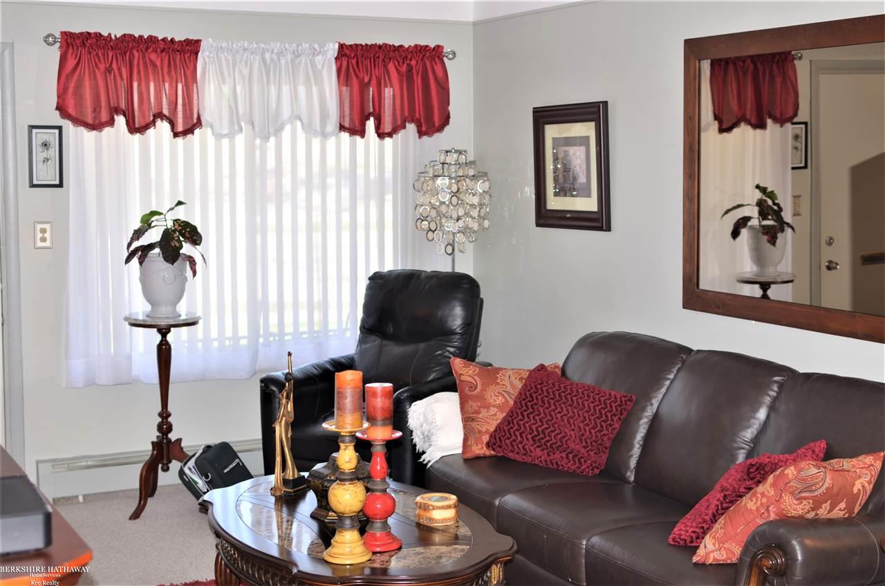 22444 Kelly Road, Unit 12 Eastpointe, MI 48021 - Photo 2 of 12