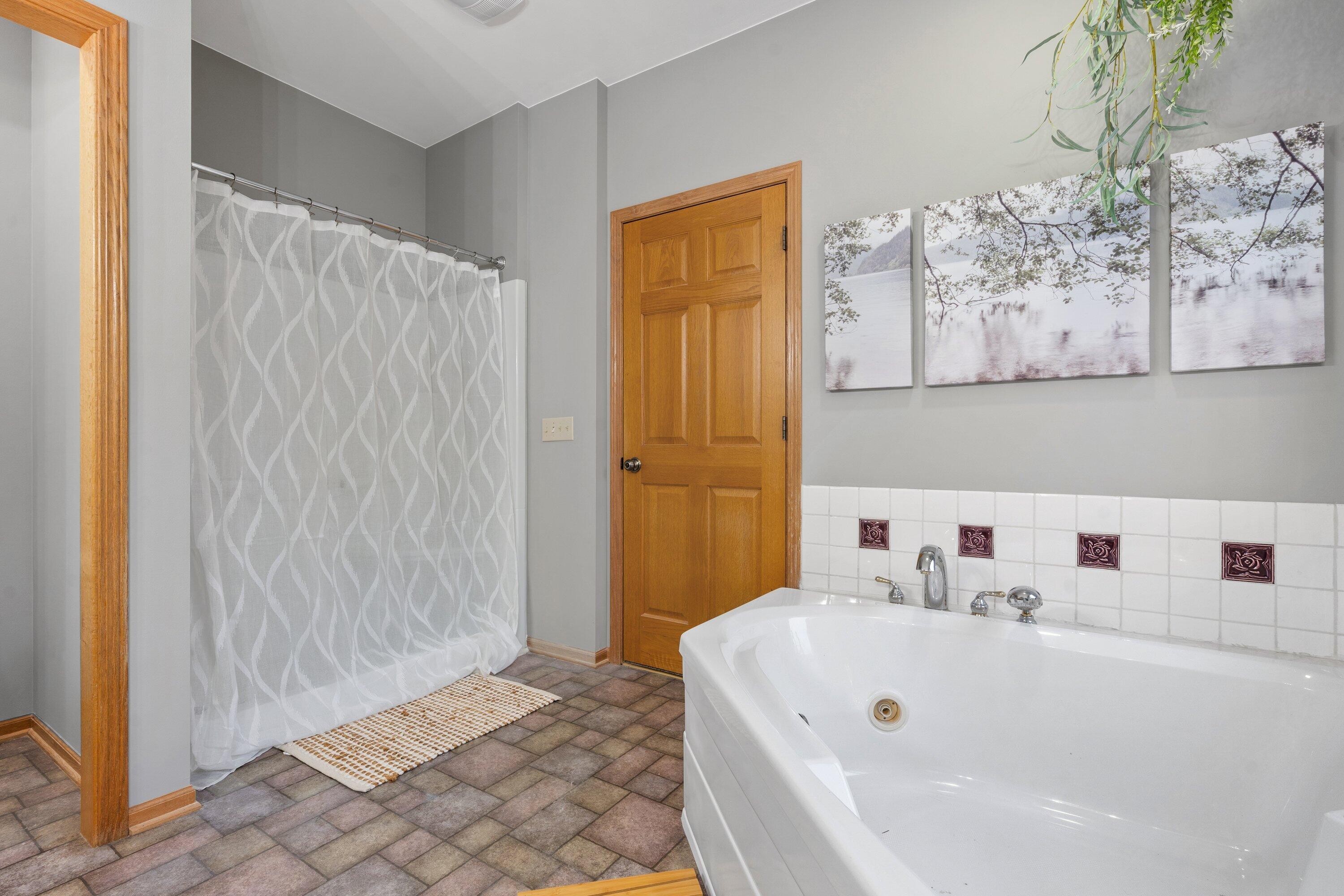 439 92nd Street Raymond, WI 53126 - Photo 25 of 40 Shower