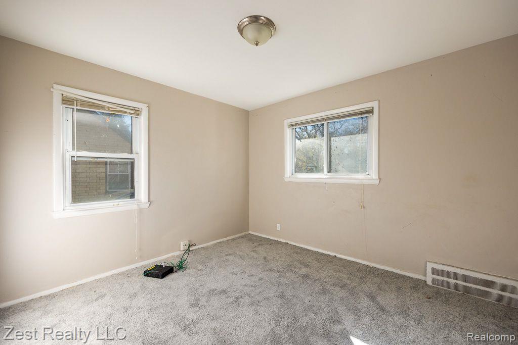 1421 Helen Street Inkster, MI 48141 - Photo 12 of 25