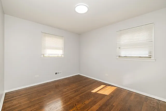 $215,000 | 83 Indianwood Drive, Thornton, IL 60476