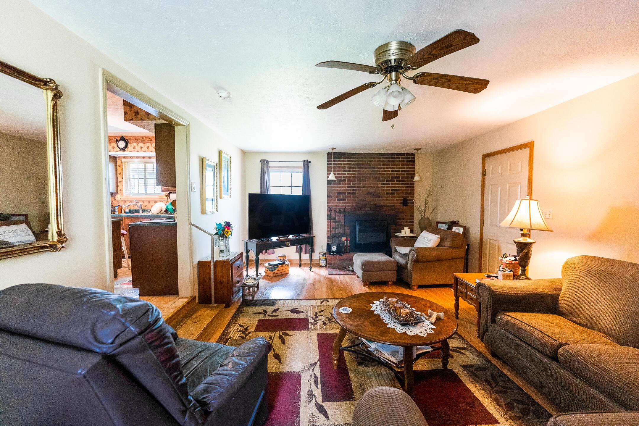 1002 Maple Grove Road Chillicothe, OH 45601 - Photo 7 of 35