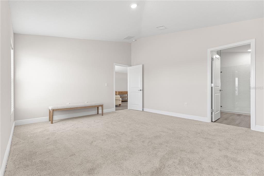 9611 Southwest 62nd Court Ocala, FL 34476 - Photo 20 of 41 an empty room with closet