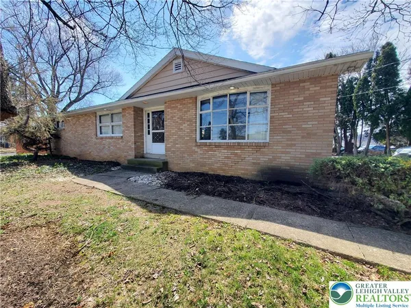 $2,200 | 4542 Lime Kiln Road, Orefield, PA 18069