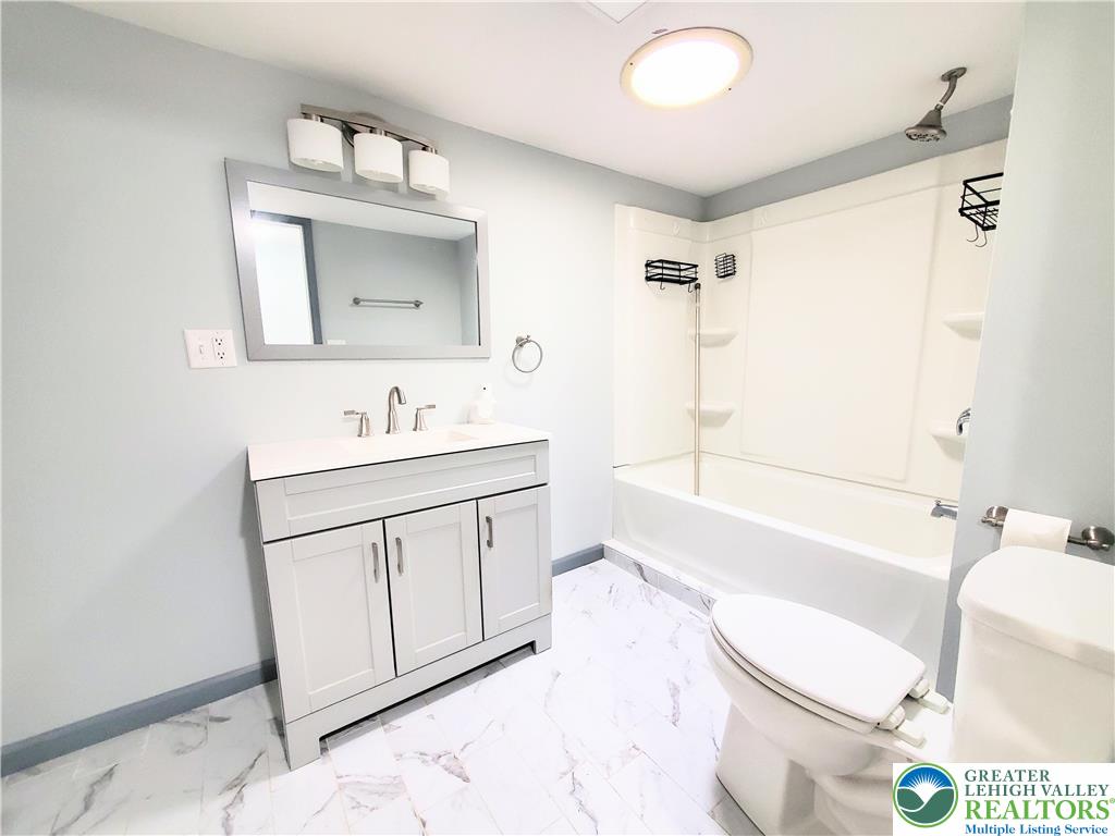 4542 Lime Kiln Road Orefield, PA 18069 - Photo 11 of 14