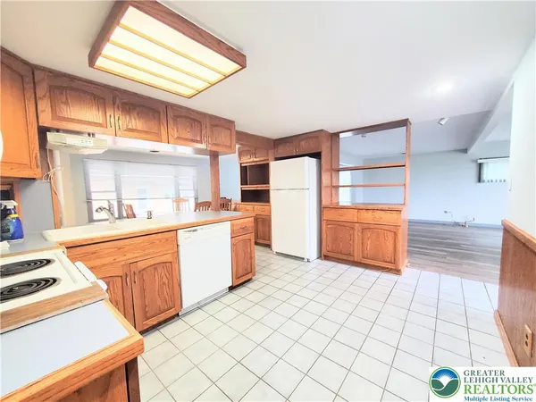 $2,200 | 4542 Lime Kiln Road, Orefield, PA 18069