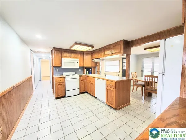 $2,200 | 4542 Lime Kiln Road, Orefield, PA 18069