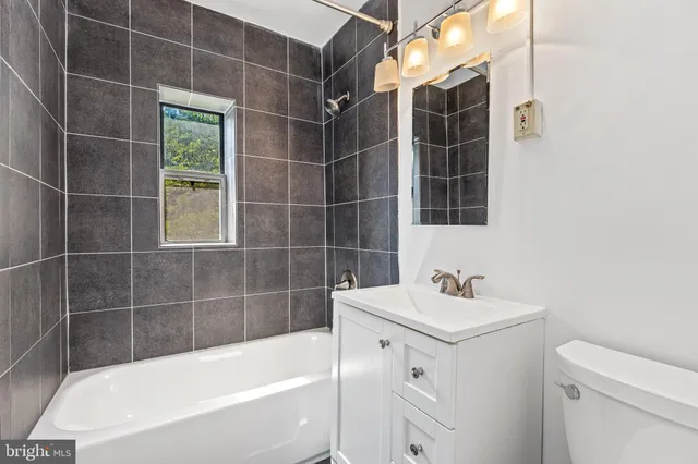 $299,950 | 4100 W Street Northwest, Unit 306, Washington, DC 20007