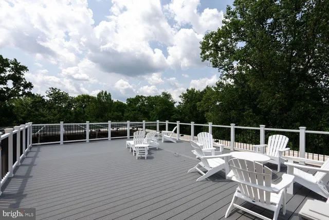 $299,950 | 4100 W Street Northwest, Unit 306, Washington, DC 20007