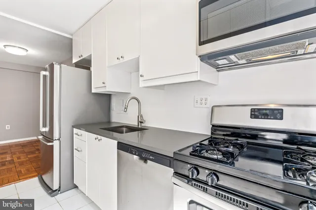 $299,950 | 4100 W Street Northwest, Unit 306, Washington, DC 20007