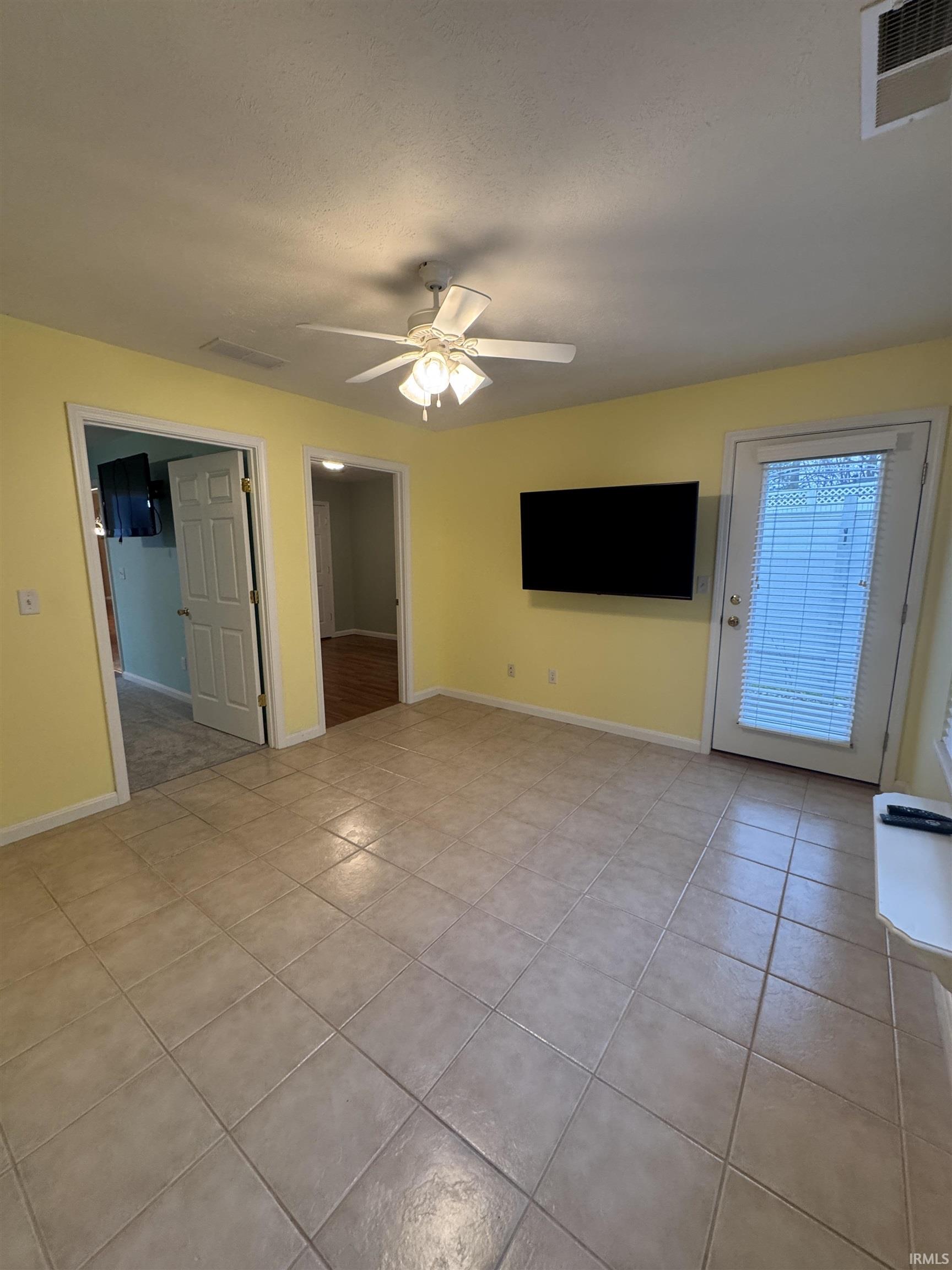 4300 North Fulton Avenue, Unit 4300 Evansville, IN 47710 - Photo 14 of 23 Gallery Image 14