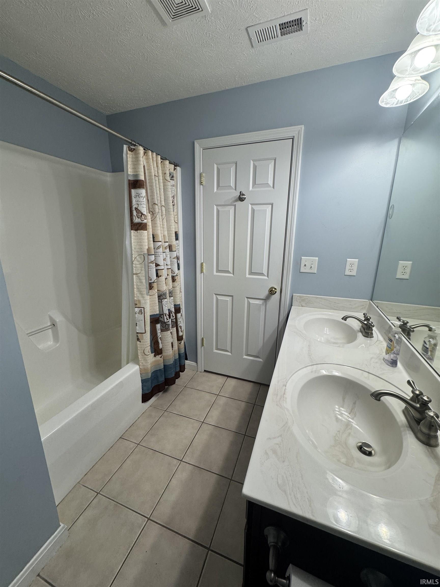 4300 North Fulton Avenue, Unit 4300 Evansville, IN 47710 - Photo 8 of 23 Gallery Image 8