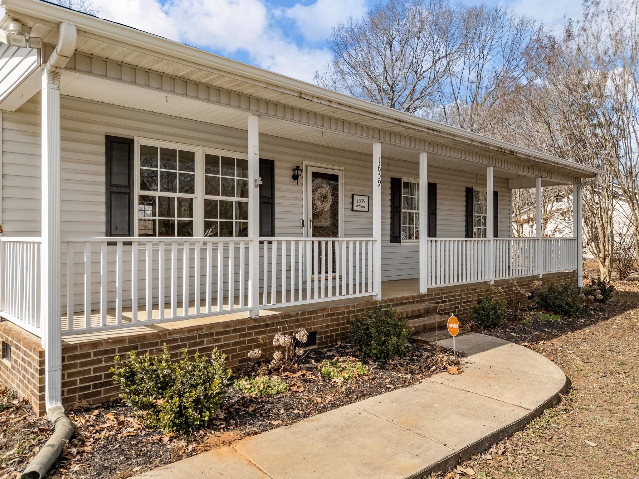1659 Rainbow Lake Road Inman, SC 29349 - Photo 2 of 37