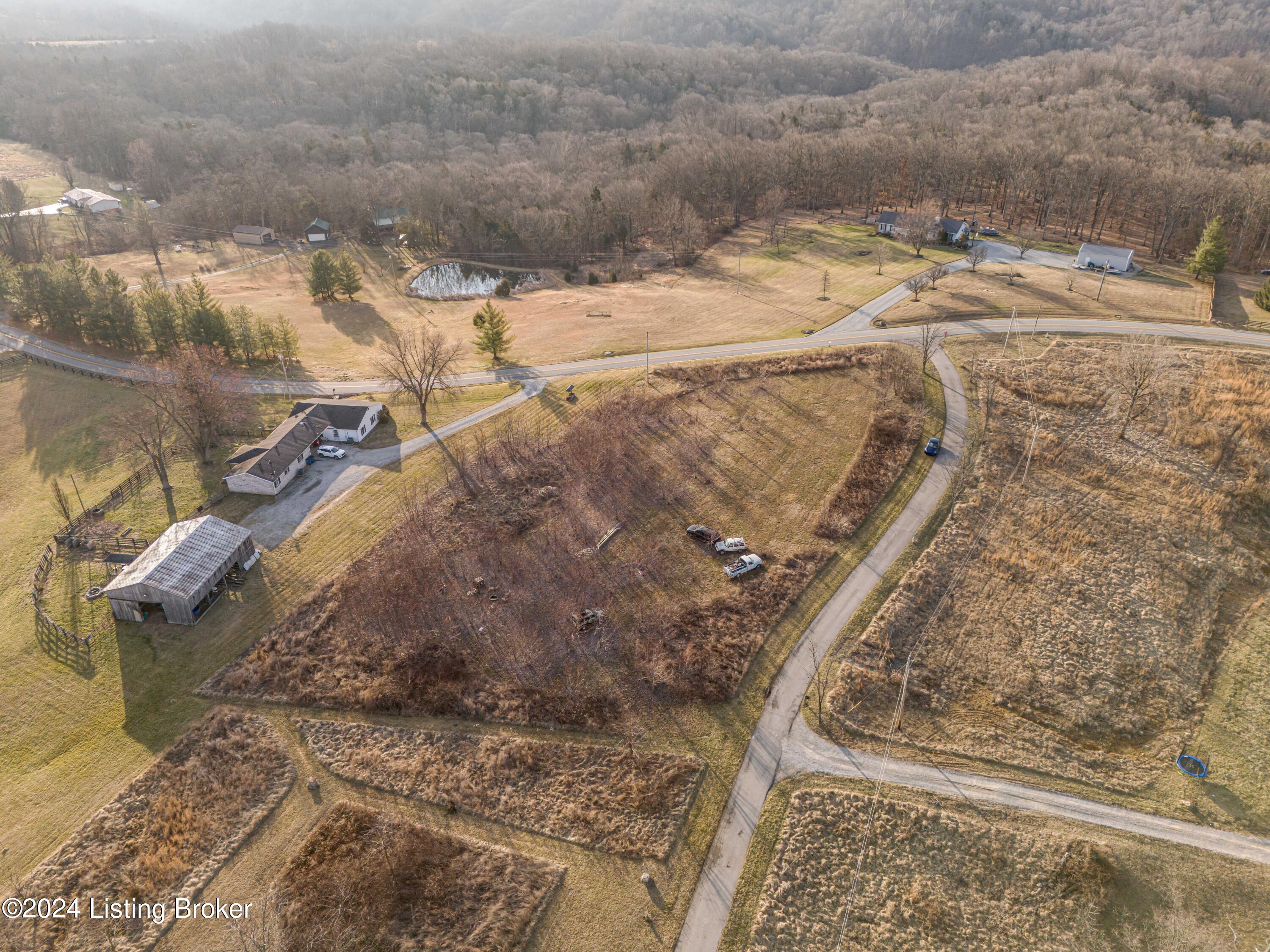 70 Toombs Road Bedford, KY 40006 - Photo 7 of 12 DJI_20230809093657_0507_D